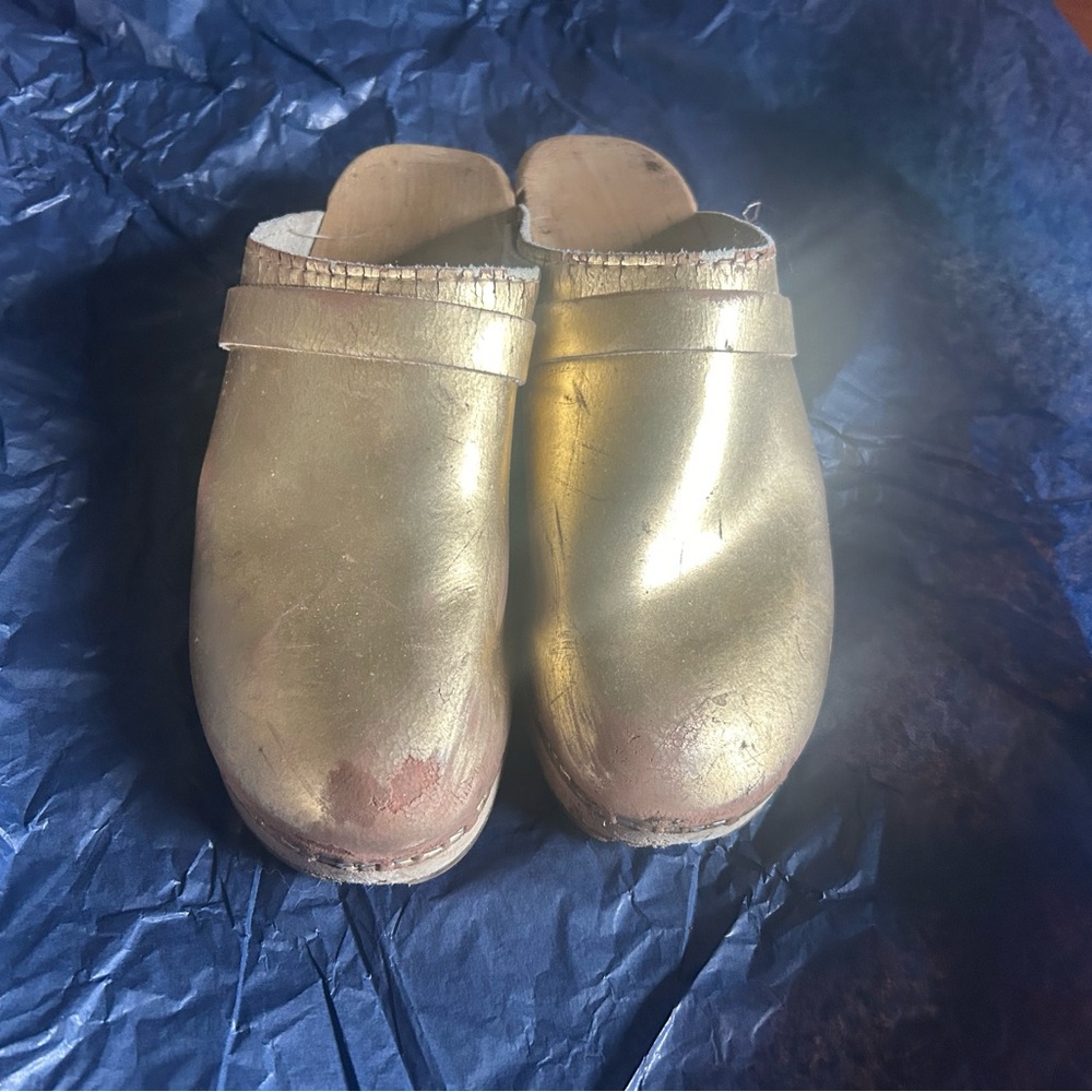 Vintage Gold leather wooden clogs